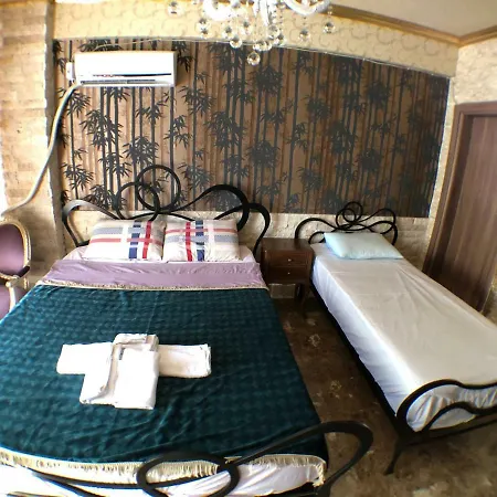 Hotel Dilek & Cafe Provincia di Istanbul