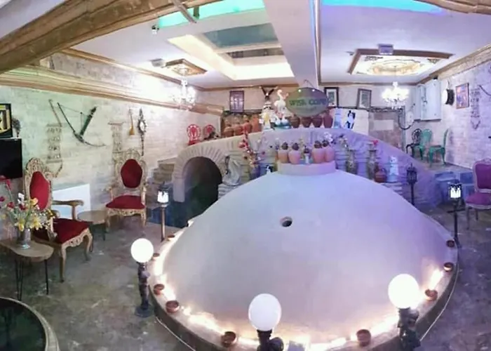 Dilek & Cafe Hotel 3*